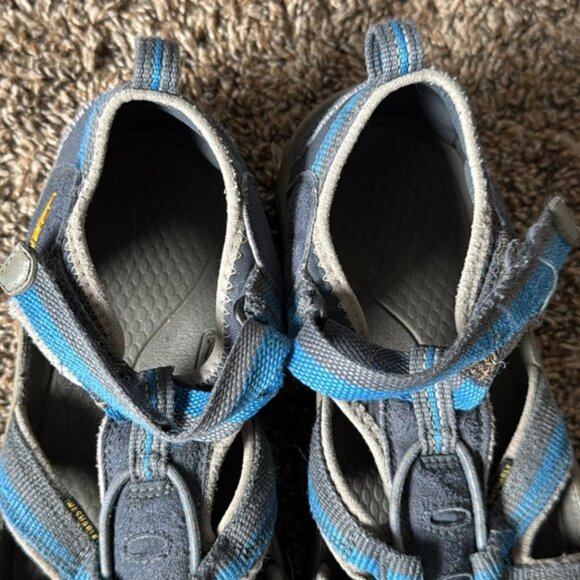 Keen Boys Youths Sandles Blue Size Approx 4 - Picture 7 of 9